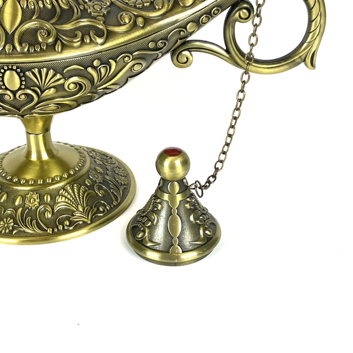 lámpara aladino gigante dorada apa